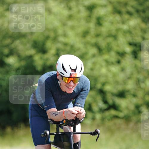 21.06.2026 - Viking Triathlon Michael Burmester http://msf.ph/oto/9887427 21.06.2026 11:33:07 Radfahren 69, 85, 107, 137, 243, 265, 274, 339, 377, 414, 421, 423, 452, 497, 516, 574 meine-sportfotos.de