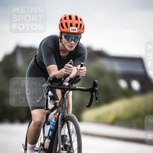 21.06.2026 - 29. Vierlanden-Triathlon H.Heesch http://msf.ph/oto/9887435 21.06.2026 10:44:03 Radfahren 109, 220, 228, 290, 357, 359 meine-sportfotos.de