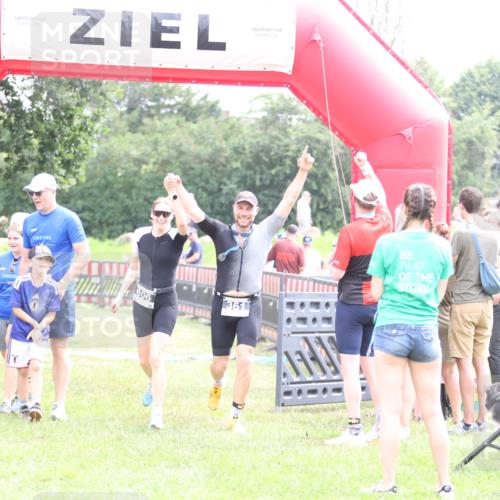 21.06.2026 - 29. Vierlanden-Triathlon Andreas Tolksdorf http://msf.ph/oto/9887443 21.06.2026 11:35:14 Ziel 438, 606, 618, 438, 606, 618 meine-sportfotos.de