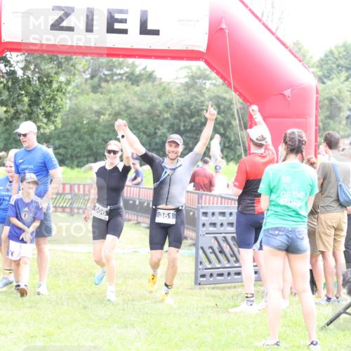 21.06.2026 - 29. Vierlanden-Triathlon Andreas Tolksdorf http://msf.ph/oto/9887448 21.06.2026 11:35:14 Ziel 438, 606, 618, 438, 606, 618 meine-sportfotos.de