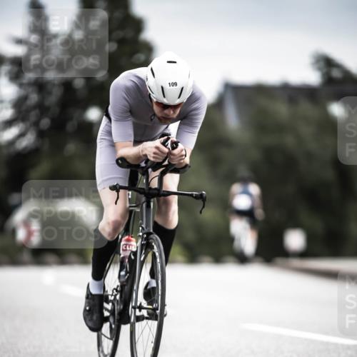 21.06.2026 - 29. Vierlanden-Triathlon H.Heesch http://msf.ph/oto/9887451 21.06.2026 10:44:05 Radfahren 50, 109, 220, 228, 245, 290, 357, 359 meine-sportfotos.de