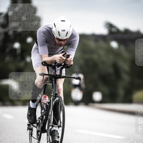 21.06.2026 - 29. Vierlanden-Triathlon H.Heesch http://msf.ph/oto/9887457 21.06.2026 10:44:05 Radfahren 50, 109, 220, 228, 245, 290, 357, 359 meine-sportfotos.de