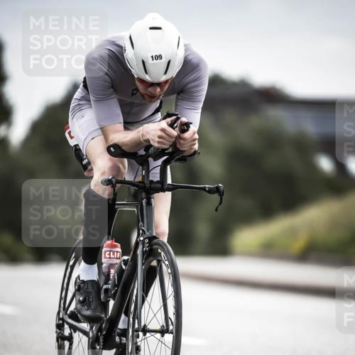 21.06.2026 - 29. Vierlanden-Triathlon H.Heesch http://msf.ph/oto/9887471 21.06.2026 10:44:05 Radfahren 50, 109, 220, 228, 245, 290, 357, 359 meine-sportfotos.de