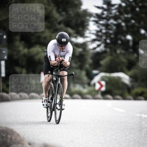 21.06.2026 - 29. Vierlanden-Triathlon H.Heesch http://msf.ph/oto/9887495 21.06.2026 10:44:08 Radfahren 50, 109, 135, 220, 245, 357, 359 meine-sportfotos.de