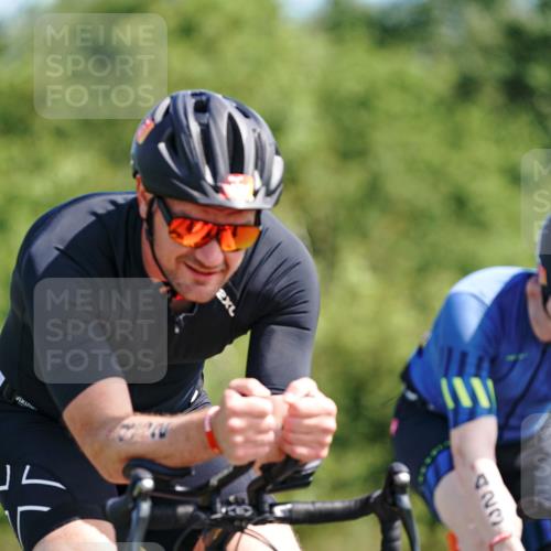 21.06.2026 - Viking Triathlon Michael Burmester http://msf.ph/oto/9887502 21.06.2026 11:33:14 Radfahren 69, 85, 107, 265, 274, 339, 376, 377, 389, 403, 421, 423, 452, 457, 486, 487, 497, 516, 520, 521, 574 meine-sportfotos.de