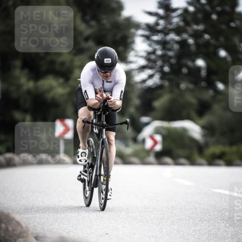 21.06.2026 - 29. Vierlanden-Triathlon H.Heesch http://msf.ph/oto/9887503 21.06.2026 10:44:08 Radfahren 50, 109, 135, 220, 245, 357, 359 meine-sportfotos.de