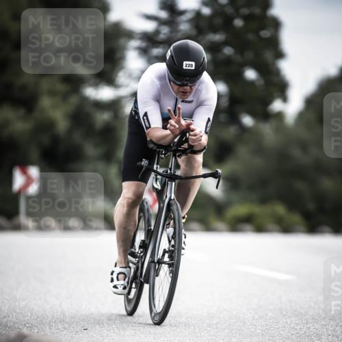 21.06.2026 - 29. Vierlanden-Triathlon H.Heesch http://msf.ph/oto/9887526 21.06.2026 10:44:09 Radfahren 50, 109, 135, 220, 245, 357, 359 meine-sportfotos.de