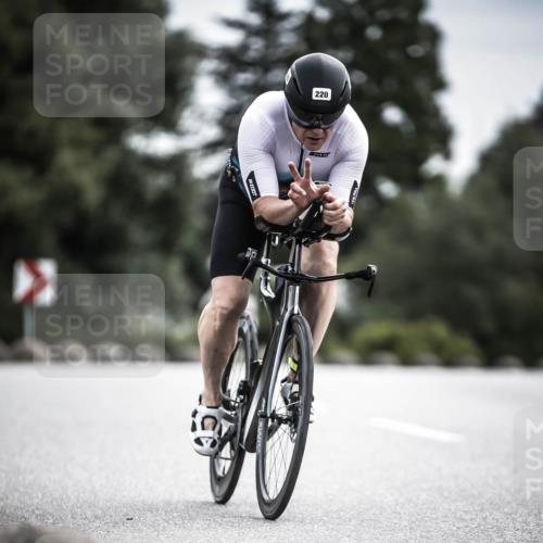 21.06.2026 - 29. Vierlanden-Triathlon H.Heesch http://msf.ph/oto/9887529 21.06.2026 10:44:09 Radfahren 50, 109, 135, 220, 245, 357, 359 meine-sportfotos.de