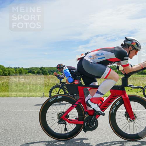 21.06.2026 - Viking Triathlon Michael Burmester http://msf.ph/oto/9887593 21.06.2026 12:00:42 Radfahren 42, 200, 285, 332, 404, 554, 568, 604, 617, 623, 639 meine-sportfotos.de