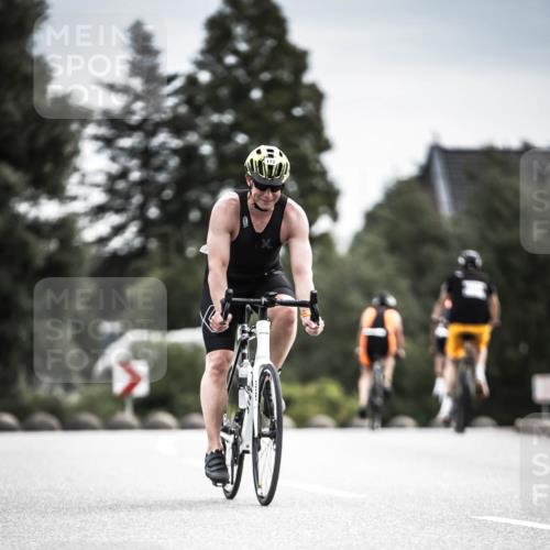 21.06.2026 - 29. Vierlanden-Triathlon H.Heesch http://msf.ph/oto/9887594 21.06.2026 10:44:32 Radfahren 173, 227, 399, 434 meine-sportfotos.de