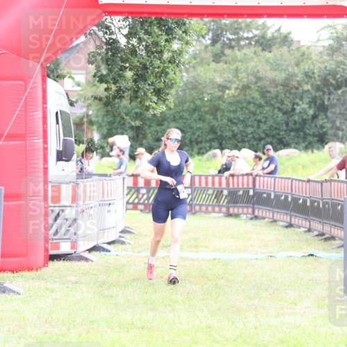21.06.2026 - 29. Vierlanden-Triathlon Andreas Tolksdorf http://msf.ph/oto/9887607 21.06.2026 11:35:58 Ziel 517, 517 meine-sportfotos.de