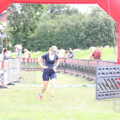 21.06.2026 - 29. Vierlanden-Triathlon Andreas Tolksdorf http://msf.ph/oto/9887624 21.06.2026 11:35:59 Ziel 517, 517 meine-sportfotos.de