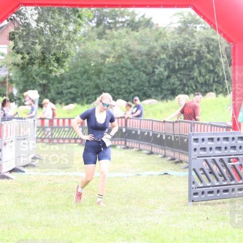21.06.2026 - 29. Vierlanden-Triathlon Andreas Tolksdorf http://msf.ph/oto/9887628 21.06.2026 11:35:59 Ziel 517, 517 meine-sportfotos.de