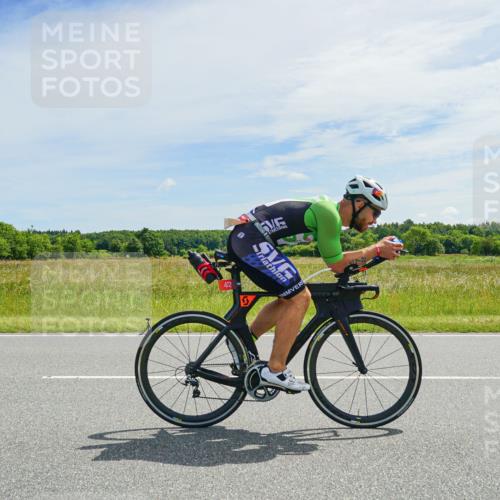 21.06.2026 - Viking Triathlon Michael Burmester http://msf.ph/oto/9887634 21.06.2026 12:01:25 Radfahren 13, 390, 472, 555, 646 meine-sportfotos.de