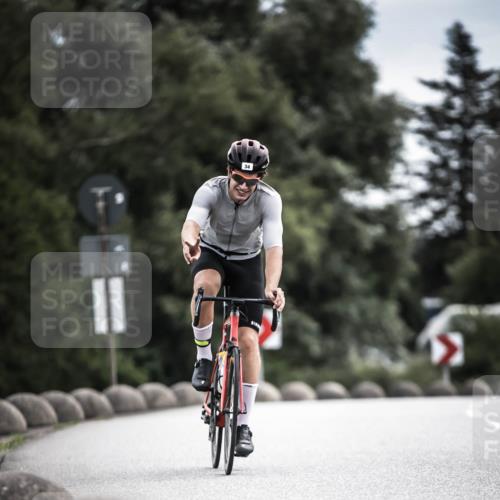 21.06.2026 - 29. Vierlanden-Triathlon H.Heesch http://msf.ph/oto/9887670 21.06.2026 10:44:50 Radfahren 34, 59, 191, 419, 452, 474 meine-sportfotos.de