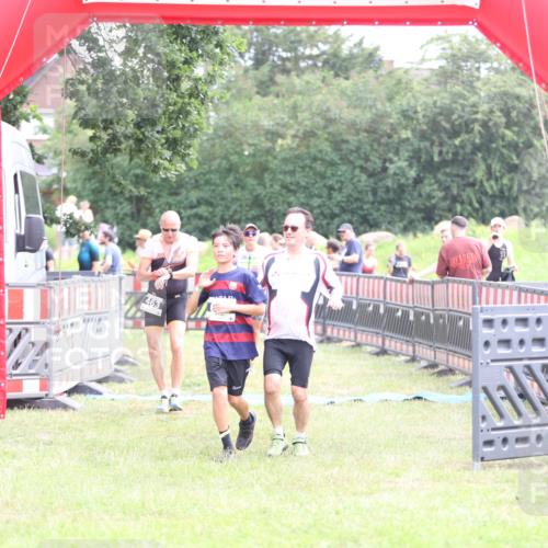21.06.2026 - 29. Vierlanden-Triathlon Andreas Tolksdorf http://msf.ph/oto/9887676 21.06.2026 11:36:31 Ziel 461, 463, 601, 621, 461, 463, 601, 621 meine-sportfotos.de