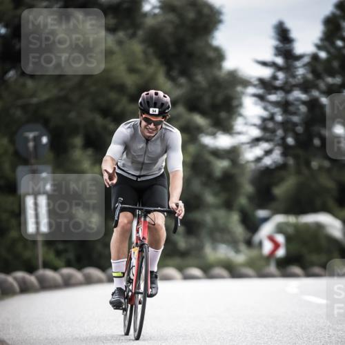 21.06.2026 - 29. Vierlanden-Triathlon H.Heesch http://msf.ph/oto/9887680 21.06.2026 10:44:50 Radfahren 34, 59, 191, 419, 452, 474 meine-sportfotos.de