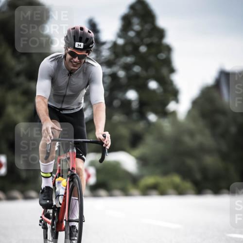 21.06.2026 - 29. Vierlanden-Triathlon H.Heesch http://msf.ph/oto/9887698 21.06.2026 10:44:50 Radfahren 34, 59, 191, 419, 452, 474 meine-sportfotos.de