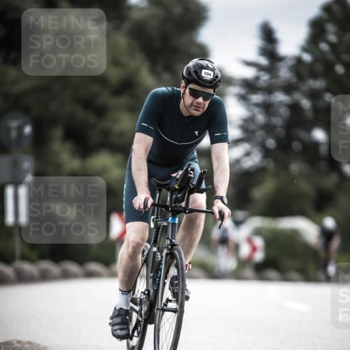 21.06.2026 - 29. Vierlanden-Triathlon H.Heesch http://msf.ph/oto/9887708 21.06.2026 10:45:06 Radfahren 88, 104, 257 meine-sportfotos.de