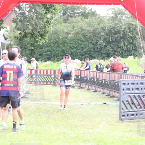 21.06.2026 - 29. Vierlanden-Triathlon Andreas Tolksdorf http://msf.ph/oto/9887713 21.06.2026 11:36:34 Ziel 461, 463, 601, 461, 463, 601 meine-sportfotos.de