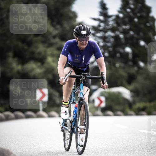 21.06.2026 - 29. Vierlanden-Triathlon H.Heesch http://msf.ph/oto/9887775 21.06.2026 10:45:16 Radfahren 37, 81, 88, 257, 271, 428 meine-sportfotos.de