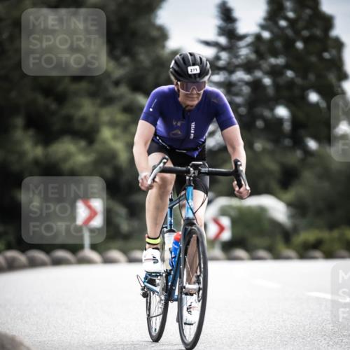 21.06.2026 - 29. Vierlanden-Triathlon H.Heesch http://msf.ph/oto/9887777 21.06.2026 10:45:16 Radfahren 37, 81, 88, 257, 271, 428 meine-sportfotos.de