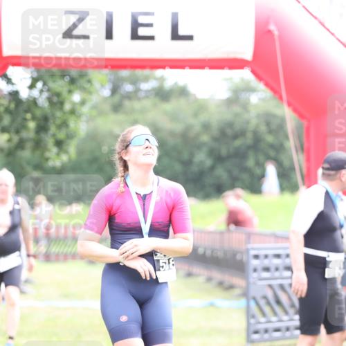 21.06.2026 - 29. Vierlanden-Triathlon Andreas Tolksdorf http://msf.ph/oto/9887781 21.06.2026 11:37:00 Ziel 400, 516, 518, 553, 400, 516, 518, 553 meine-sportfotos.de