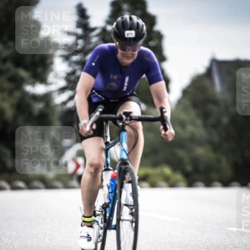 21.06.2026 - 29. Vierlanden-Triathlon H.Heesch http://msf.ph/oto/9887790 21.06.2026 10:45:16 Radfahren 37, 81, 88, 257, 271, 428 meine-sportfotos.de