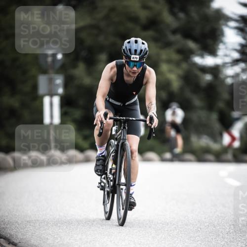 21.06.2026 - 29. Vierlanden-Triathlon H.Heesch http://msf.ph/oto/9887793 21.06.2026 12:11:35 Radfahren 230, 846, 859, 870, 881 meine-sportfotos.de