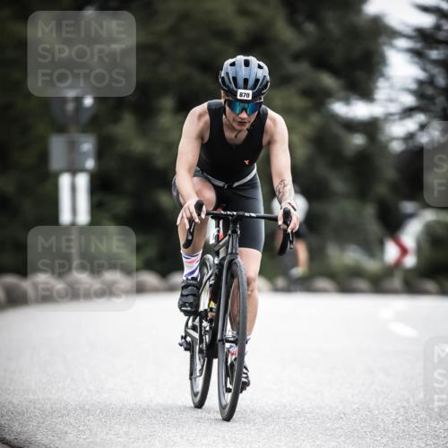 21.06.2026 - 29. Vierlanden-Triathlon H.Heesch http://msf.ph/oto/9887796 21.06.2026 12:11:35 Radfahren 230, 846, 859, 870, 881 meine-sportfotos.de