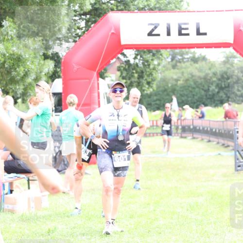 21.06.2026 - 29. Vierlanden-Triathlon Andreas Tolksdorf http://msf.ph/oto/9887805 21.06.2026 11:37:04 Ziel 516, 518, 553, 516, 518, 553 meine-sportfotos.de