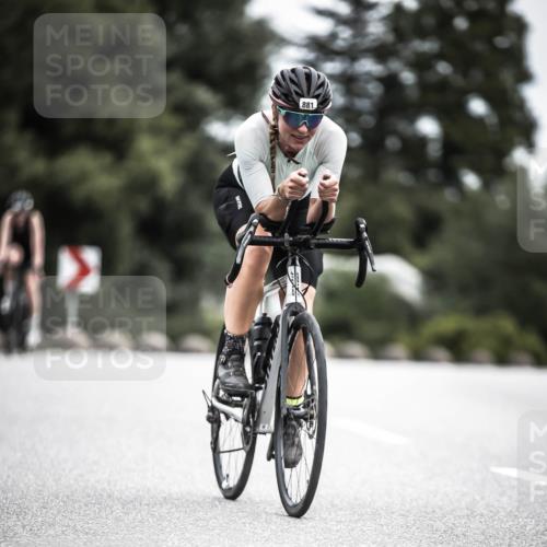 21.06.2026 - 29. Vierlanden-Triathlon H.Heesch http://msf.ph/oto/9887833 21.06.2026 12:11:39 Radfahren 870, 881, 885 meine-sportfotos.de