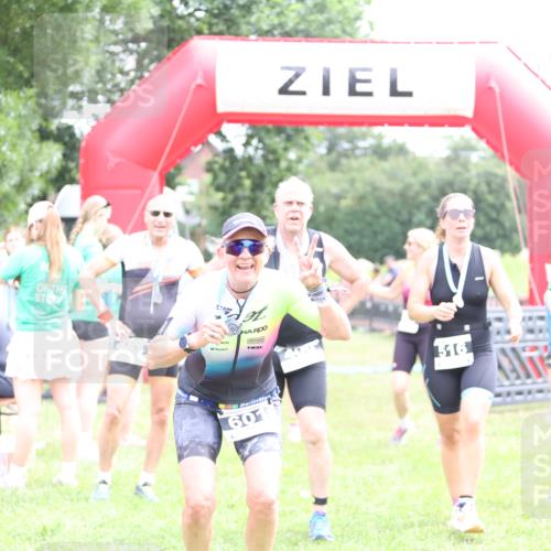 21.06.2026 - 29. Vierlanden-Triathlon Andreas Tolksdorf http://msf.ph/oto/9887849 21.06.2026 11:37:13 Ziel 518, 553, 518, 553 meine-sportfotos.de