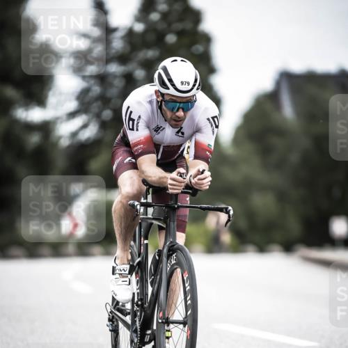 21.06.2026 - 29. Vierlanden-Triathlon H.Heesch http://msf.ph/oto/9887905 21.06.2026 12:11:50 Radfahren 850, 979 meine-sportfotos.de