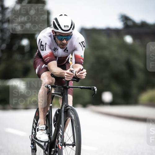 21.06.2026 - 29. Vierlanden-Triathlon H.Heesch http://msf.ph/oto/9887910 21.06.2026 12:11:50 Radfahren 850, 979 meine-sportfotos.de