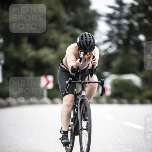 21.06.2026 - 29. Vierlanden-Triathlon H.Heesch http://msf.ph/oto/9887922 21.06.2026 12:11:58 Radfahren 657, 878 meine-sportfotos.de