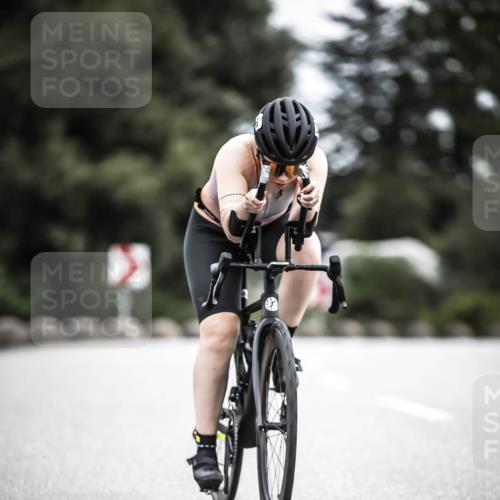 21.06.2026 - 29. Vierlanden-Triathlon H.Heesch http://msf.ph/oto/9887924 21.06.2026 12:11:58 Radfahren 657, 878 meine-sportfotos.de