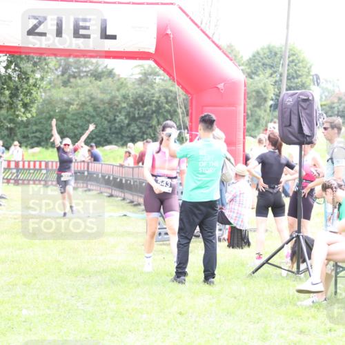 21.06.2026 - 29. Vierlanden-Triathlon Andreas Tolksdorf http://msf.ph/oto/9887947 21.06.2026 11:39:09 Ziel 543, 587, 543, 587 meine-sportfotos.de