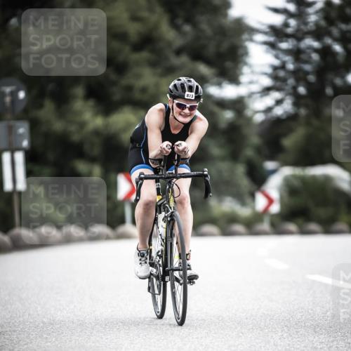 21.06.2026 - 29. Vierlanden-Triathlon H.Heesch http://msf.ph/oto/9887961 21.06.2026 12:12:09 Radfahren 294, 701, 864, 873, 1358 meine-sportfotos.de