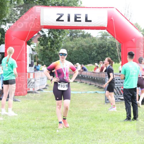 21.06.2026 - 29. Vierlanden-Triathlon Andreas Tolksdorf http://msf.ph/oto/9887998 21.06.2026 11:39:38 Ziel 548, 566, 548, 566 meine-sportfotos.de