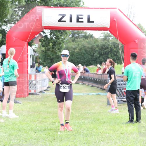 21.06.2026 - 29. Vierlanden-Triathlon Andreas Tolksdorf http://msf.ph/oto/9888001 21.06.2026 11:39:38 Ziel 548, 566, 548, 566 meine-sportfotos.de