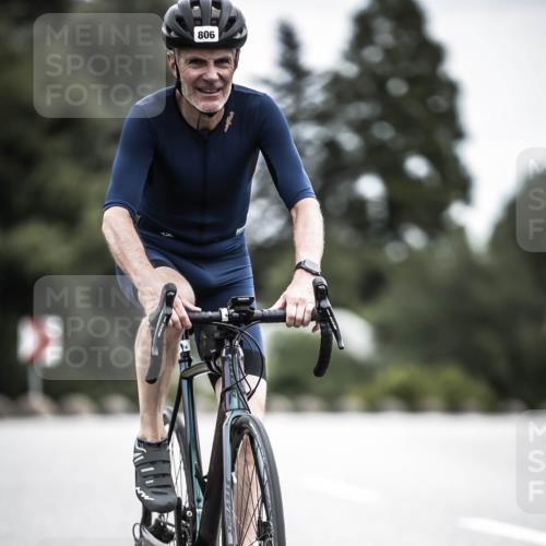 21.06.2026 - 29. Vierlanden-Triathlon H.Heesch http://msf.ph/oto/9888005 21.06.2026 12:12:32 Radfahren 806 meine-sportfotos.de