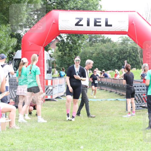 21.06.2026 - 29. Vierlanden-Triathlon Andreas Tolksdorf http://msf.ph/oto/9888036 21.06.2026 11:39:49 Ziel 481, 568, 481, 568 meine-sportfotos.de
