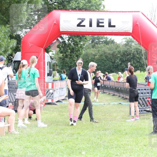 21.06.2026 - 29. Vierlanden-Triathlon Andreas Tolksdorf http://msf.ph/oto/9888039 21.06.2026 11:39:49 Ziel 481, 568, 481, 568 meine-sportfotos.de