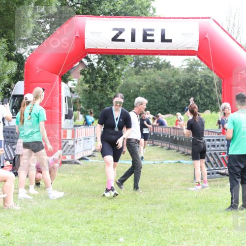 21.06.2026 - 29. Vierlanden-Triathlon Andreas Tolksdorf http://msf.ph/oto/9888049 21.06.2026 11:39:49 Ziel 481, 568, 481, 568 meine-sportfotos.de