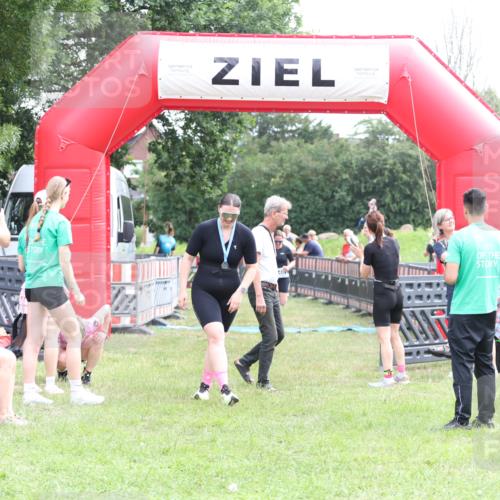 21.06.2026 - 29. Vierlanden-Triathlon Andreas Tolksdorf http://msf.ph/oto/9888055 21.06.2026 11:39:49 Ziel 481, 568, 481, 568 meine-sportfotos.de