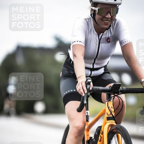 21.06.2026 - 29. Vierlanden-Triathlon H.Heesch http://msf.ph/oto/9888078 21.06.2026 12:13:19 Radfahren 840 meine-sportfotos.de