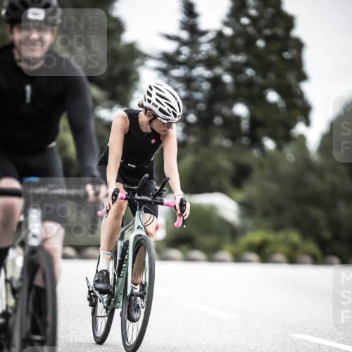 21.06.2026 - 29. Vierlanden-Triathlon H.Heesch http://msf.ph/oto/9888112 21.06.2026 12:14:07 Radfahren 651, 741, 890 meine-sportfotos.de