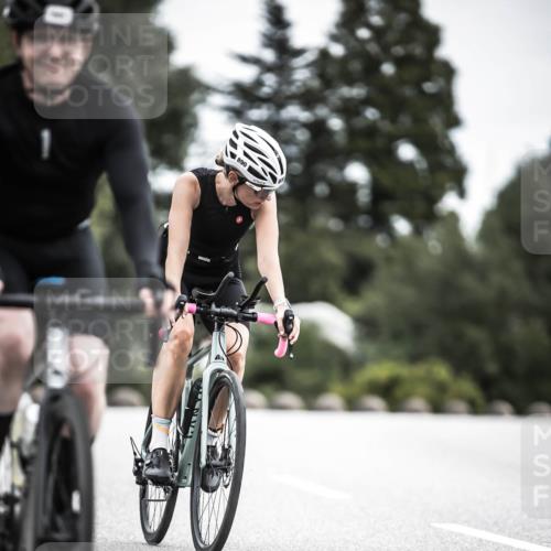 21.06.2026 - 29. Vierlanden-Triathlon H.Heesch http://msf.ph/oto/9888113 21.06.2026 12:14:07 Radfahren 651, 741, 890 meine-sportfotos.de