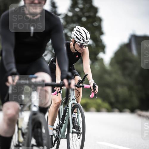 21.06.2026 - 29. Vierlanden-Triathlon H.Heesch http://msf.ph/oto/9888121 21.06.2026 12:14:07 Radfahren 651, 741, 890 meine-sportfotos.de